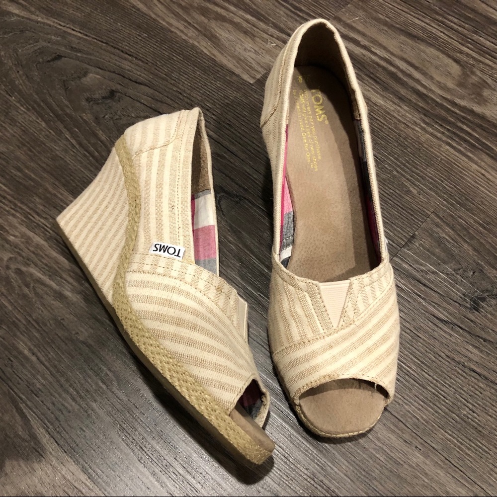 Toms | Tan Striped Canvas Peep Toe Wedge S…